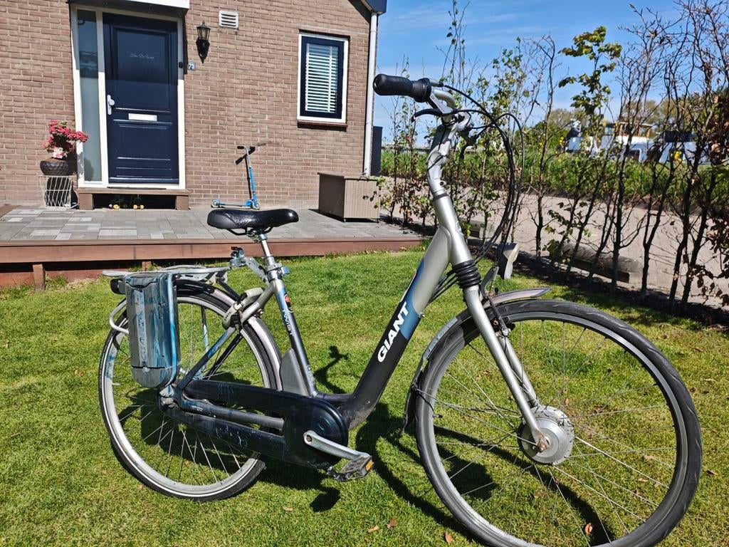 Giant Twist E-bike gebruikt maar werkt prima, Fietsen en Brommers, Elektrische fietsen, Minder dan 30 km per accu, Gebruikt, 51 tot 55 cm