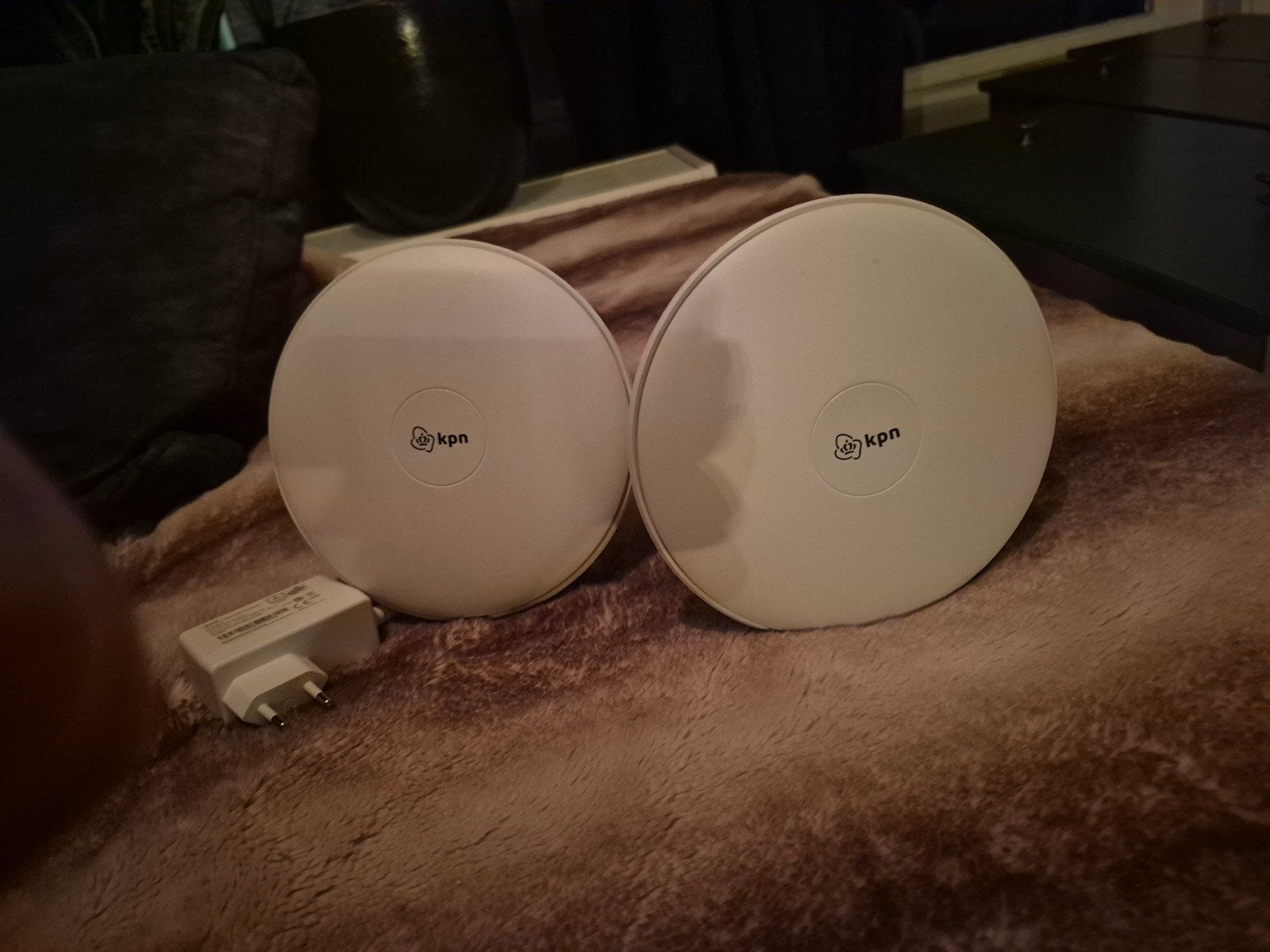 KPN SuperWifi punten (2 stuks) met adapter, Ophalen of Verzenden, Zo goed als nieuw, Router, KPN