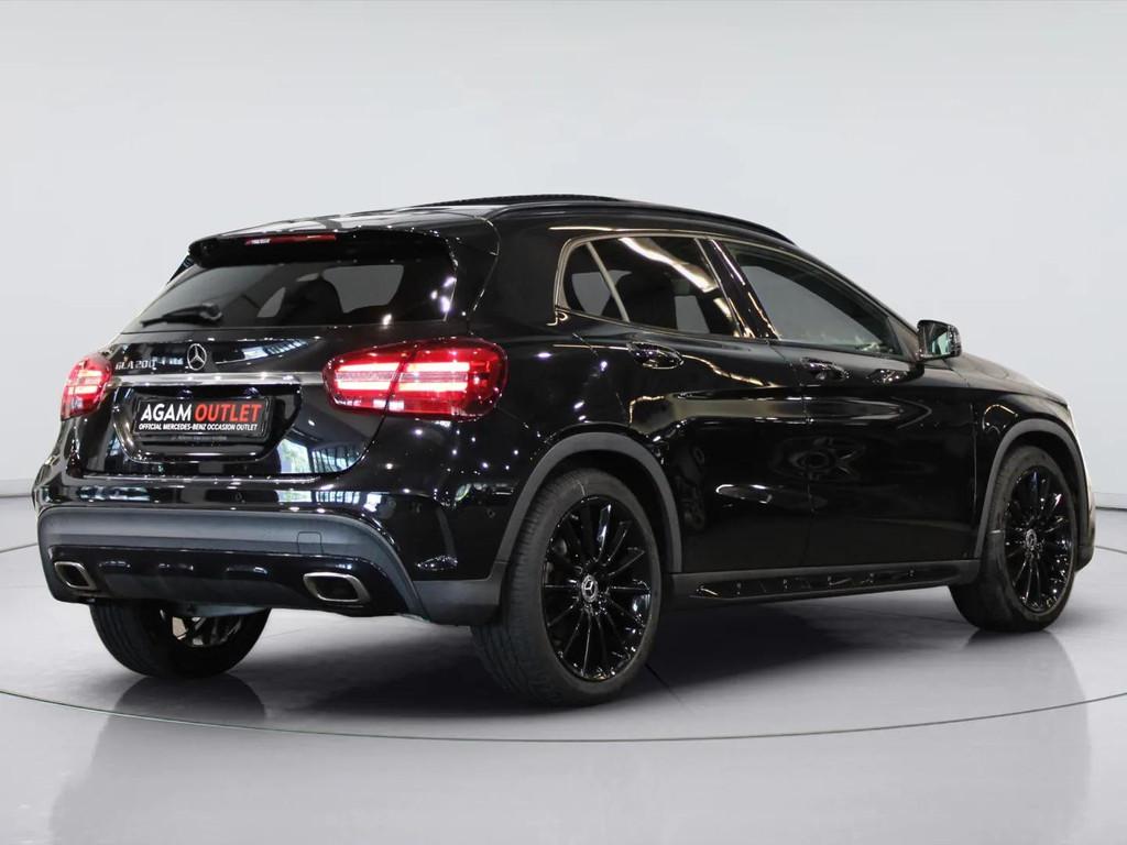 Mercedes-Benz GLA 200 Premium Plus | Panorama dak, 12 maanden, Stof, Gebruikt, Zwart
