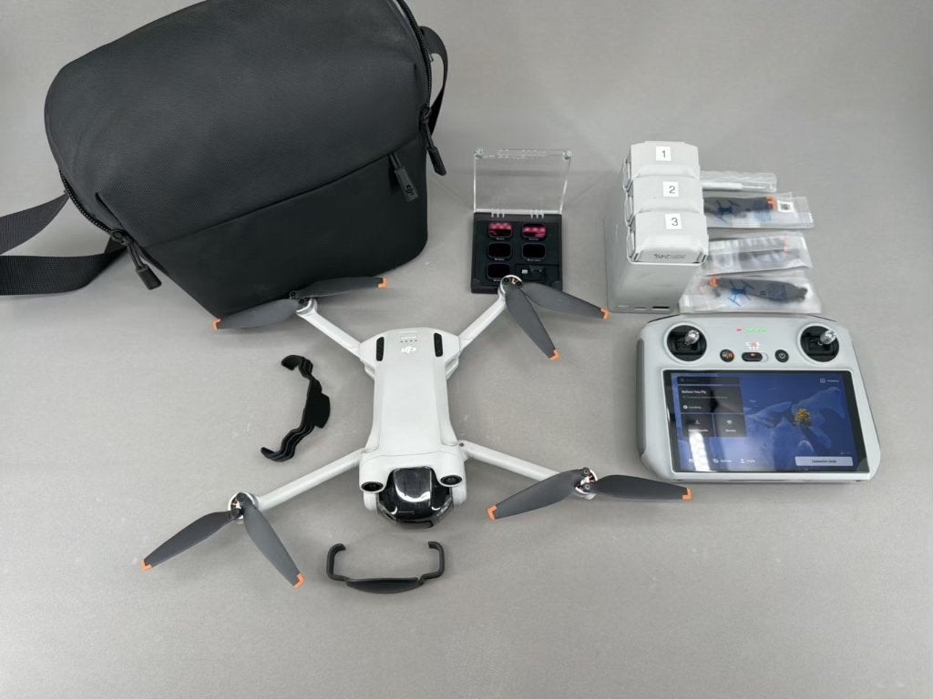 DJI Mini 3 Pro Fly More Combo + DJI RC (Scherm) & ND-filters, Audio, Tv en Foto, Drones, Return to Home, Cameradrone, 5 tot 10 kilometer