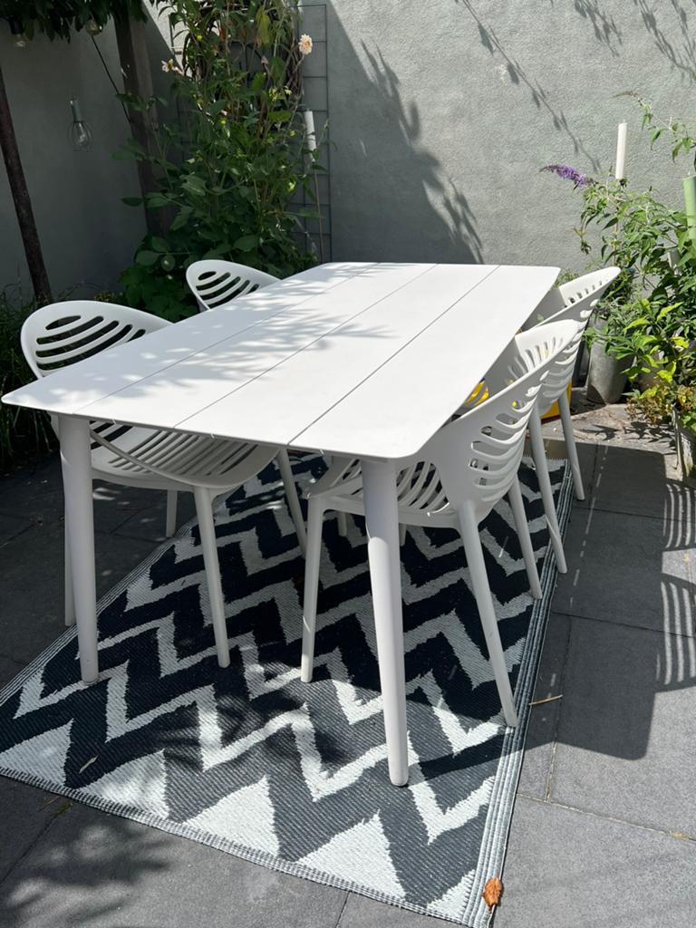 Witte tuinset met 4 stoelen en tafel, Ophalen, 4 zitplaatsen, Kunststof, Eettafel