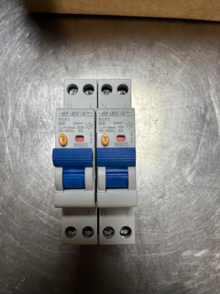 Aardlekautomaat kwh meters, Doe-het-zelf en Verbouw, Elektra en Kabels, Ophalen of Verzenden, Gebruikt, Overige typen