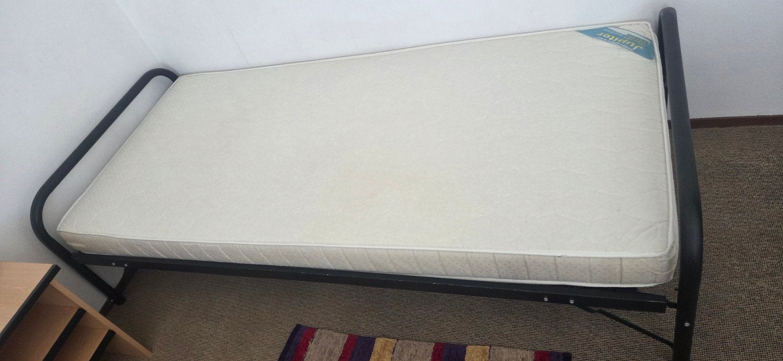 Gratis Logeerbed met matras, Ophalen, Gebruikt, Eenpersoons, Zwart
