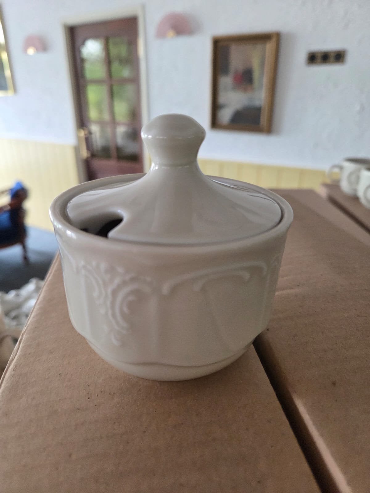 Lilien Bellevue servies Suikerpotjes met deksel–49 stuks, Ophalen, Overige typen, Zo goed als nieuw, Overige stijlen