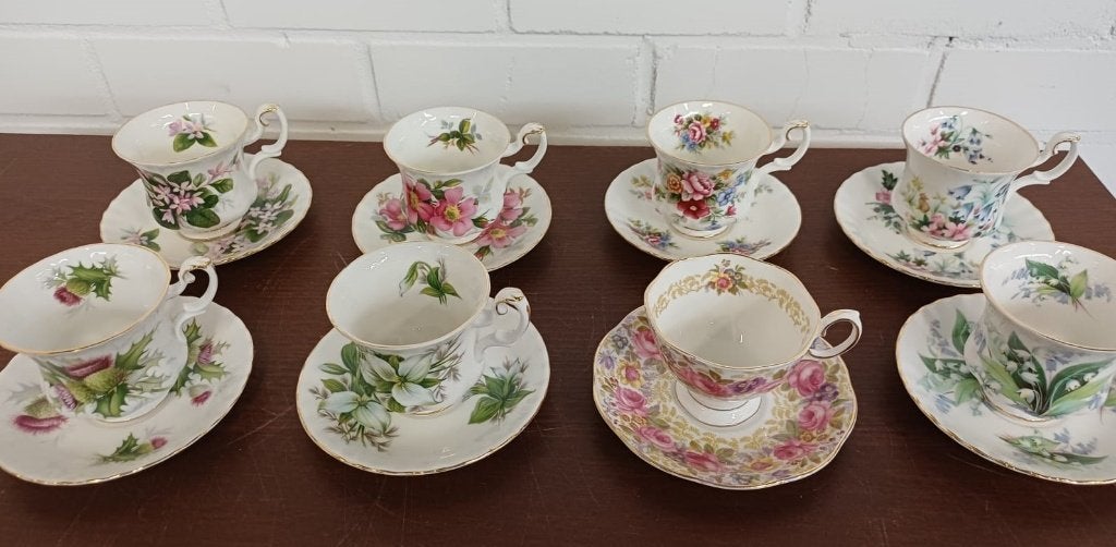 Royal Albert servies - 8 kop en schotels, Ophalen of Verzenden