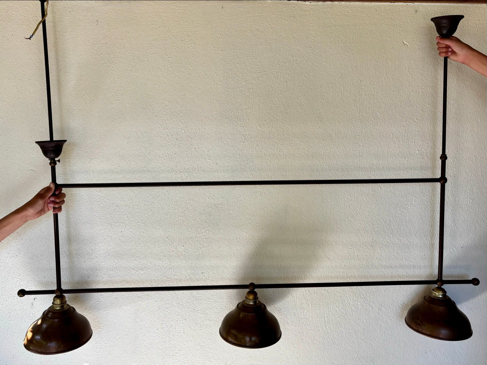 Verstelbare Landelijke Hanglamp met 3 koperen kappen, Ophalen, Gebruikt, Metaal, 75 cm of meer