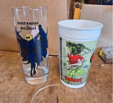 Oude Batman & Robin film 1997 drink glas + beker Batgirl, Ophalen of Verzenden, Gebruiksvoorwerp