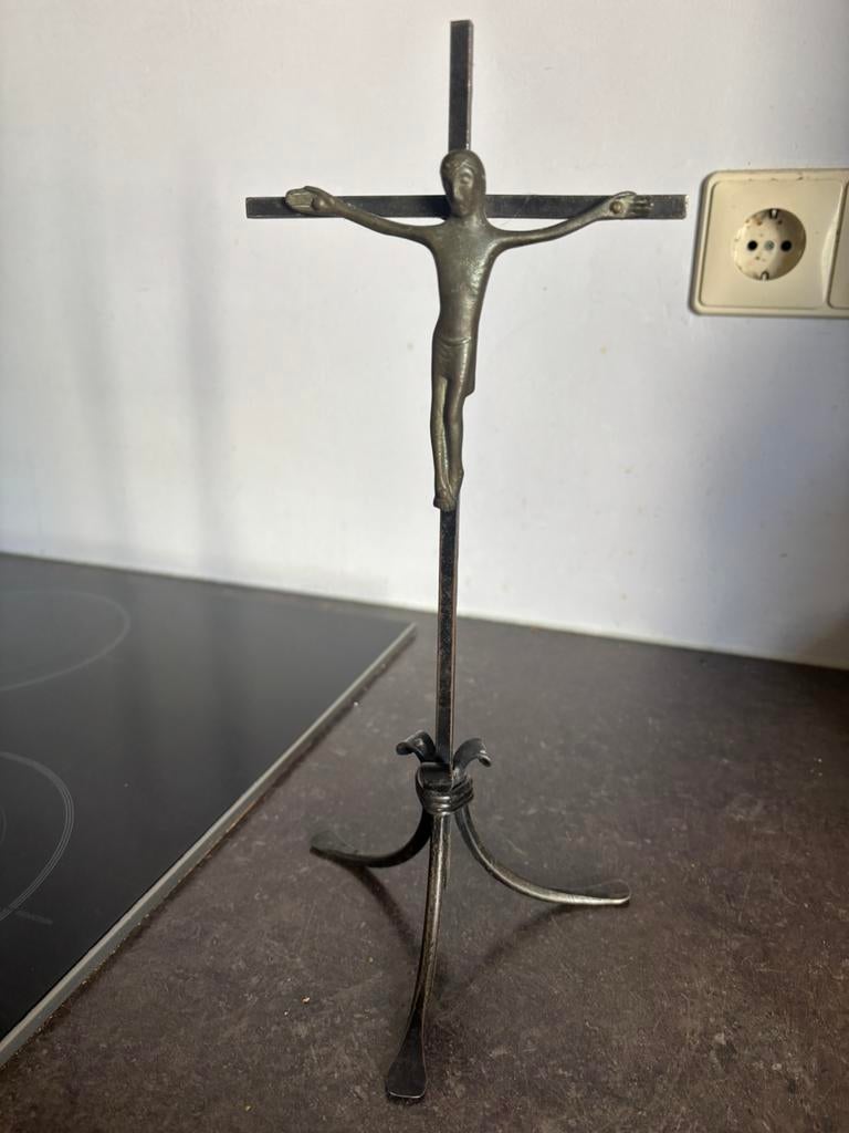 kruis met jezusbeeld, Antiek en Kunst, Ophalen