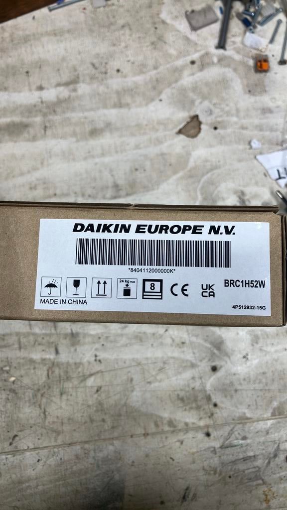 Daikin Madoka bedraade bediening airco thermostaat, Timer, Koelen en Ontvochtigen, Minder dan 60 m³, Nieuw