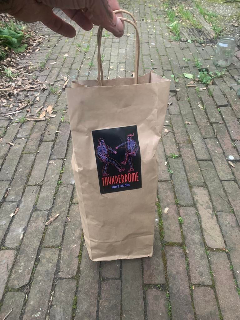 Thunderdome crew pack shirt slippers, Kleding | Heren, T-shirts, Ophalen of Verzenden