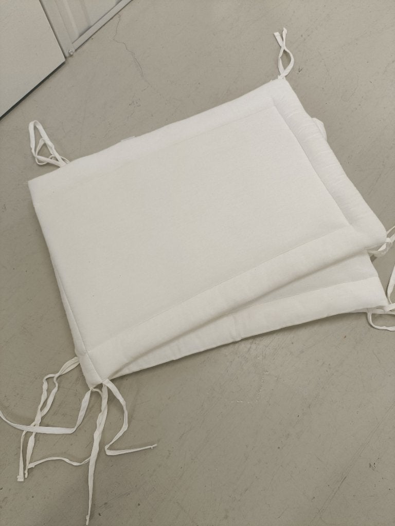 Ledikant bescherm kussen, Ophalen of Verzenden, Minder dan 140 cm, Minder dan 70 cm