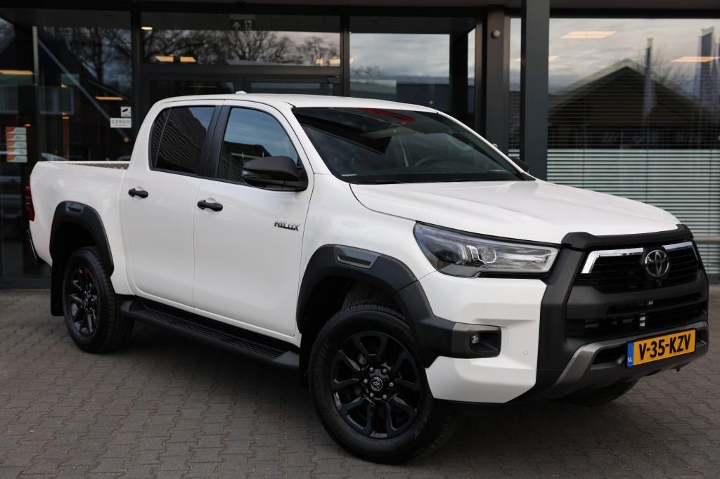 Toyota HILUX 2.8 D-4D DUBBEL CABIN INVINCIBLE  2 SITZ A/T 4W, Automaat, Huisgarantie, Met garantie (alle), Wit