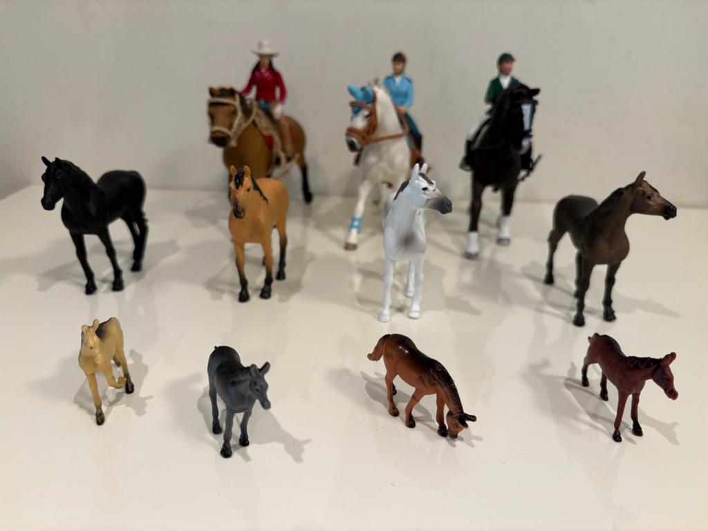 Schleich paarden en ruiters set - 11 stuks, Ophalen of Verzenden, Gebruikt