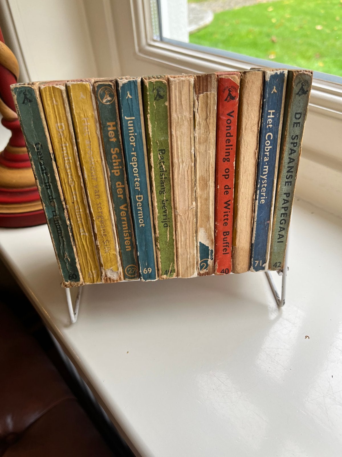 Junior jongensboeken serie 12 stuks in orgineel opbergrek, Ophalen of Verzenden, Gelezen