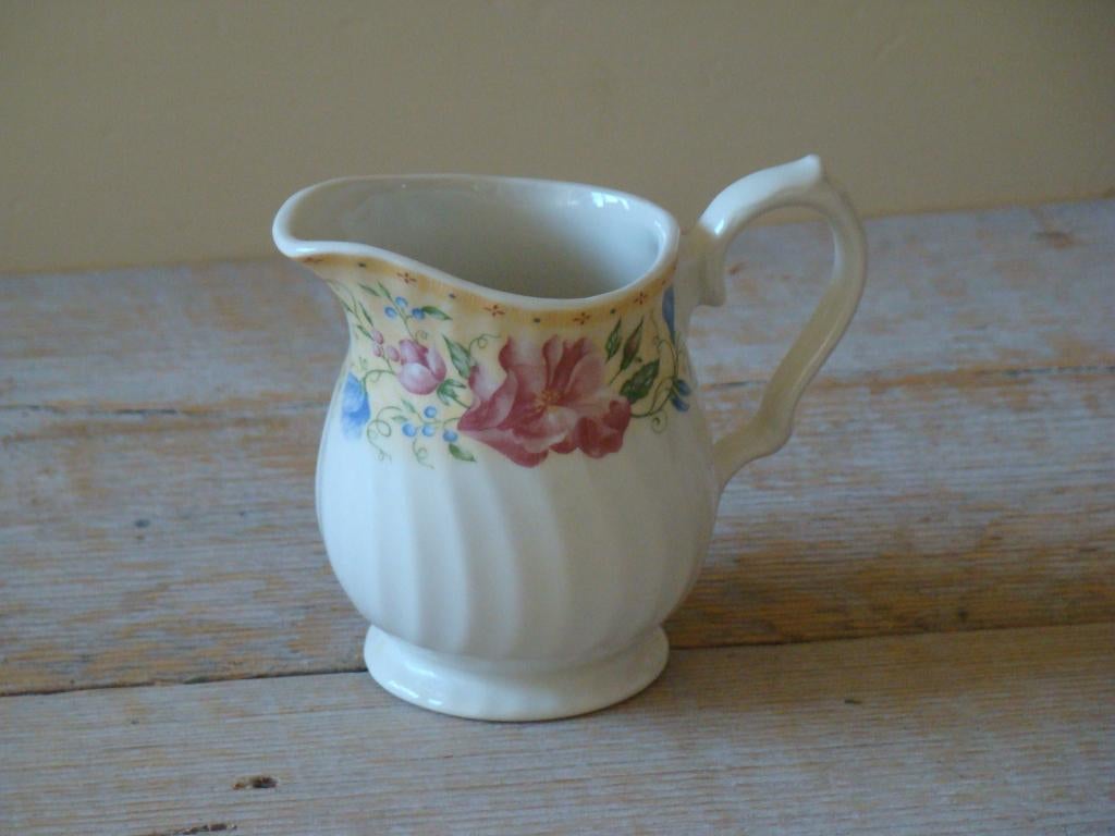 Servies, Churchill England, Chelsea, gaaf, Antiek en Kunst, Ophalen of Verzenden