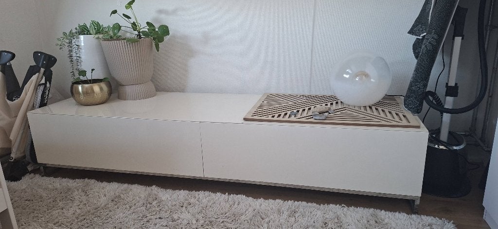 Wit tv meubel GRATIS! ophalen Gorinchem, Ophalen, Gebruikt, 25 tot 50 cm, Minder dan 100 cm