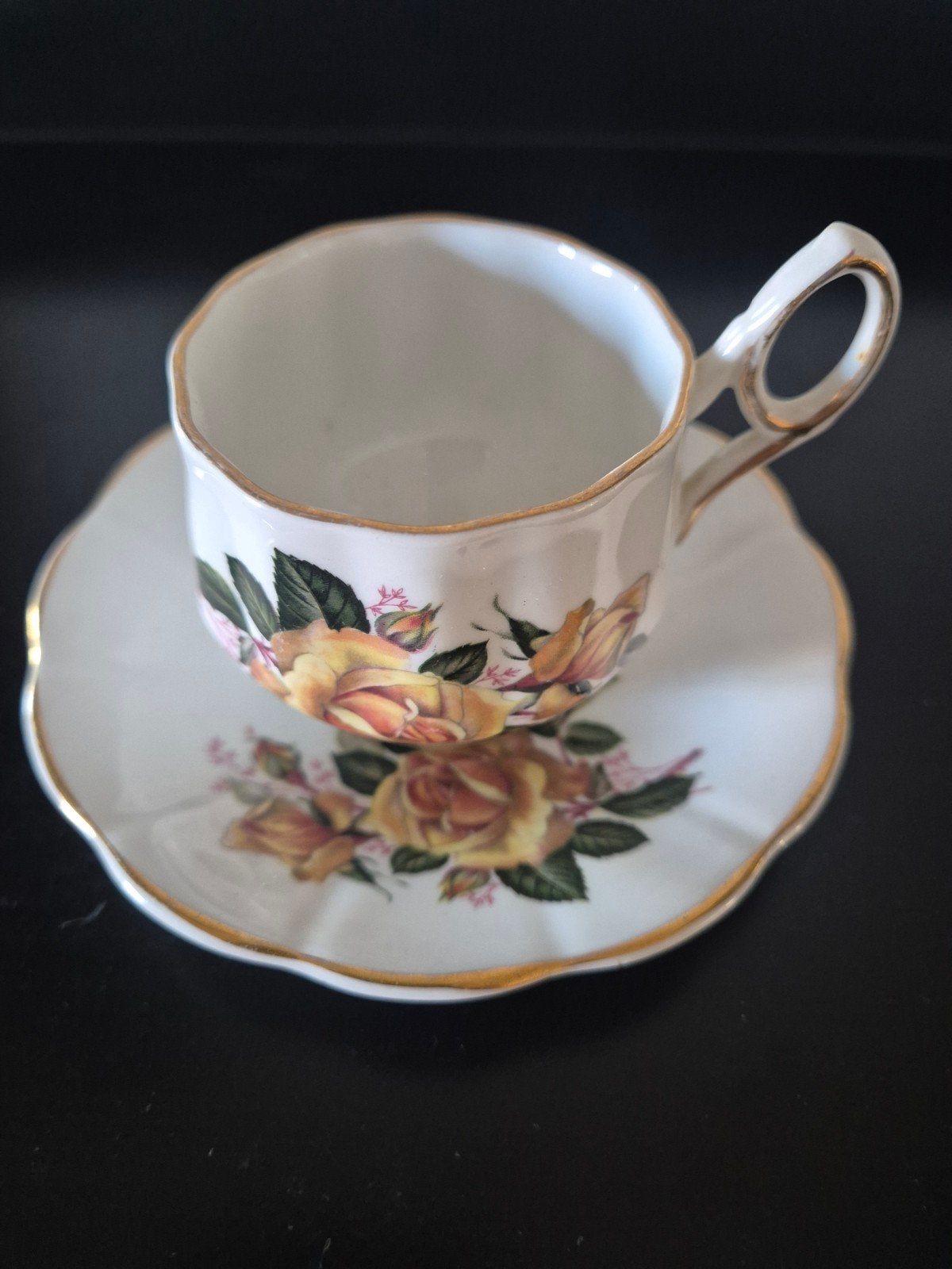 Rosina bone china made in Engeland, Verzamelen, Porselein, Kristal en Bestek, Ophalen of Verzenden, Zo goed als nieuw, Porselein