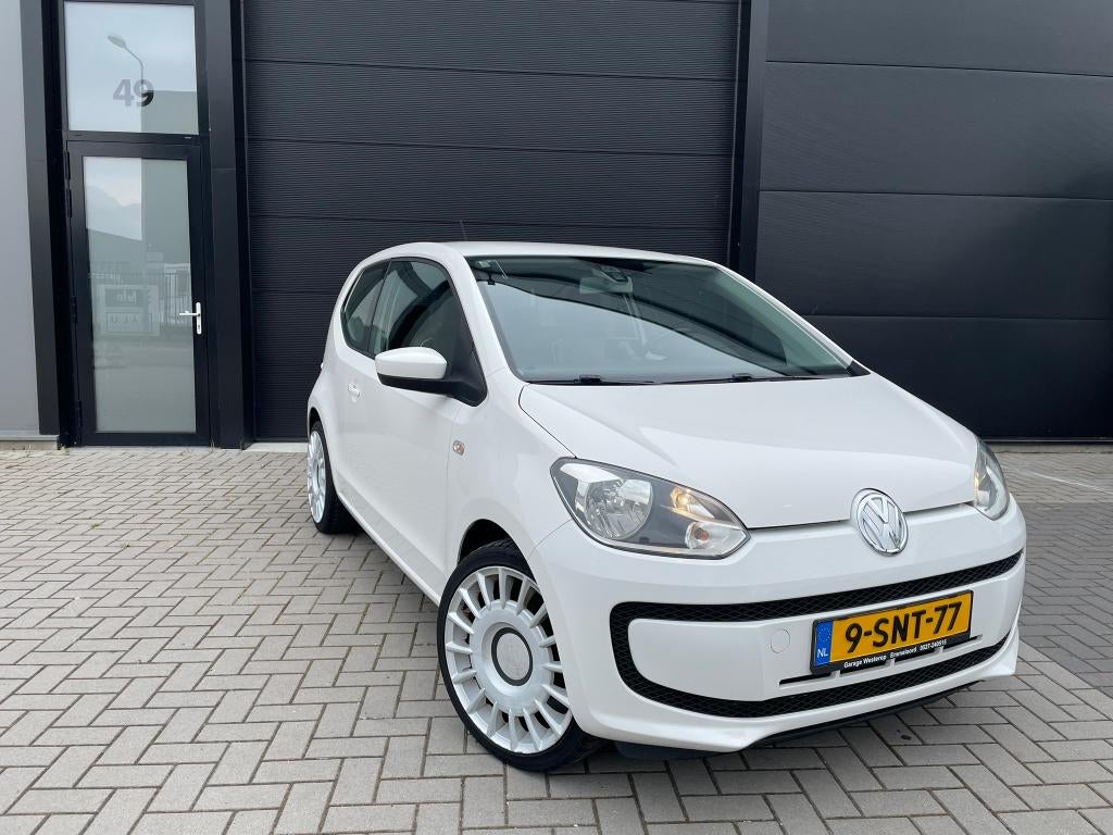 VW UP! 90dkm! Stoelverwarming | Navigatie | 17Inch | Luxe, Voorwielaandrijving, Up!, 840 kg, Leder en Stof