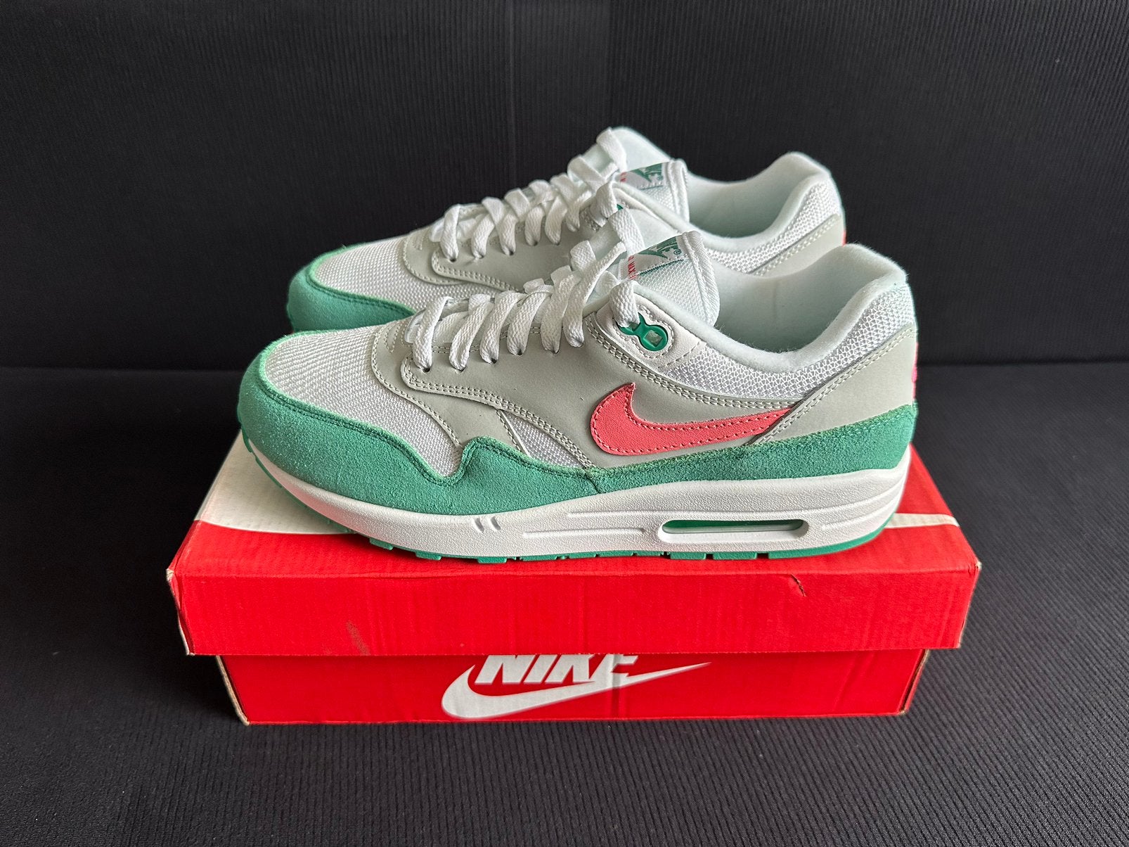 Nike Air Max 1 / “Watermelon” / Maat 44, Overige kleuren, Nieuw, Ophalen of Verzenden, Sneakers of Gympen