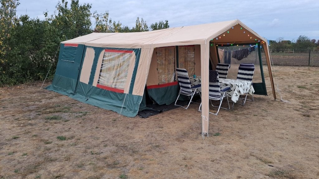 Vouwwagen Trigano Chantilly GL 2005, Ophalen, Trigano, Meerkleurig, Aanwezig