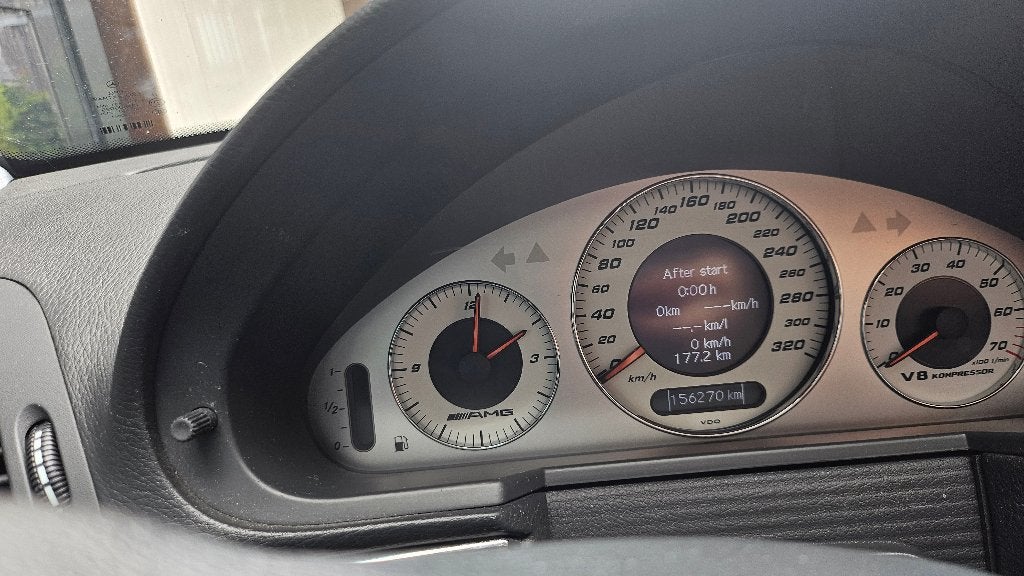 Foto 9 van Mercedes-Benz E55 AMG Estate (S211) | prijs aangepast |