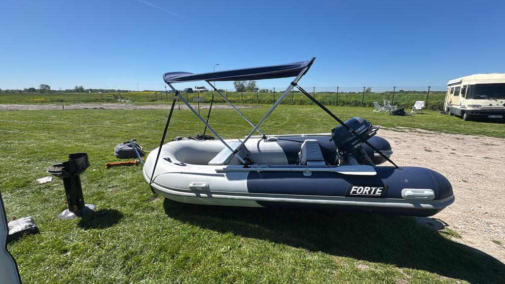 Rubberboot met Yamaha 4 pk buitenboordmotor; beide 9 mnd oud, Watersport en Boten, Aluminium, Yamaha, Zo goed als nieuw, Ophalen