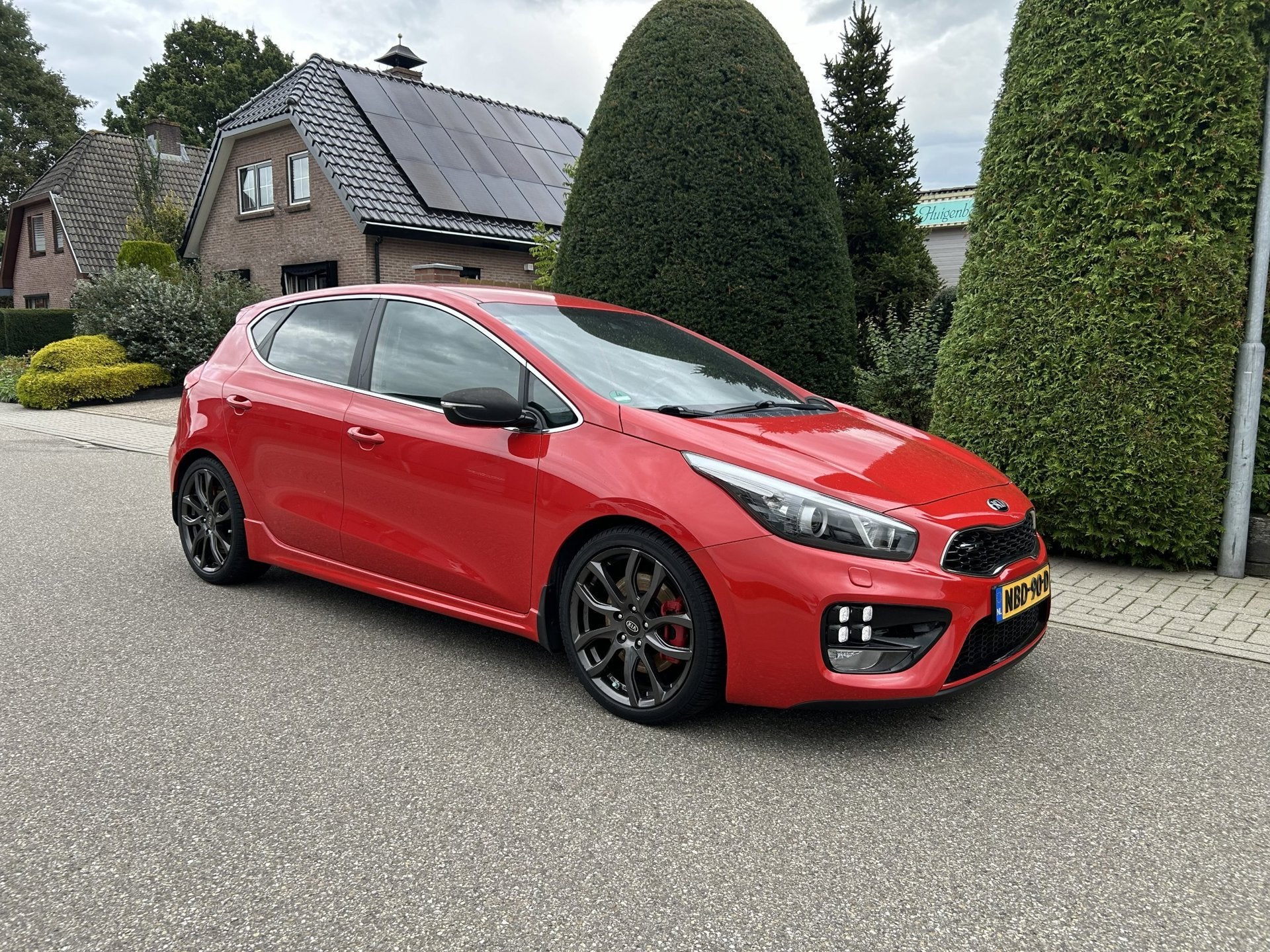 Kia Cee'd GT 1.6 GDI GT Comfort PlusLine Navigator, Auto's, Voorwielaandrijving, Gebruikt, 4 cilinders, Verwarmde buitenspiegels