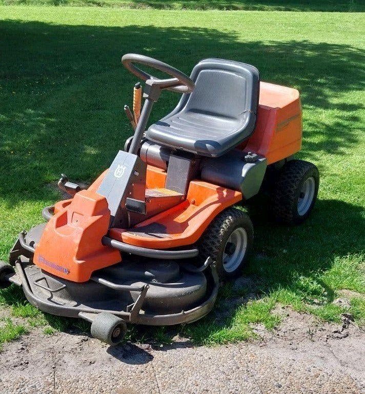 Husqvarna Rider 16 zitmaaier hydrostaat, Tuin en Terras, Ophalen, Cirkelmaaier, Gebruikt, Elektrische starter