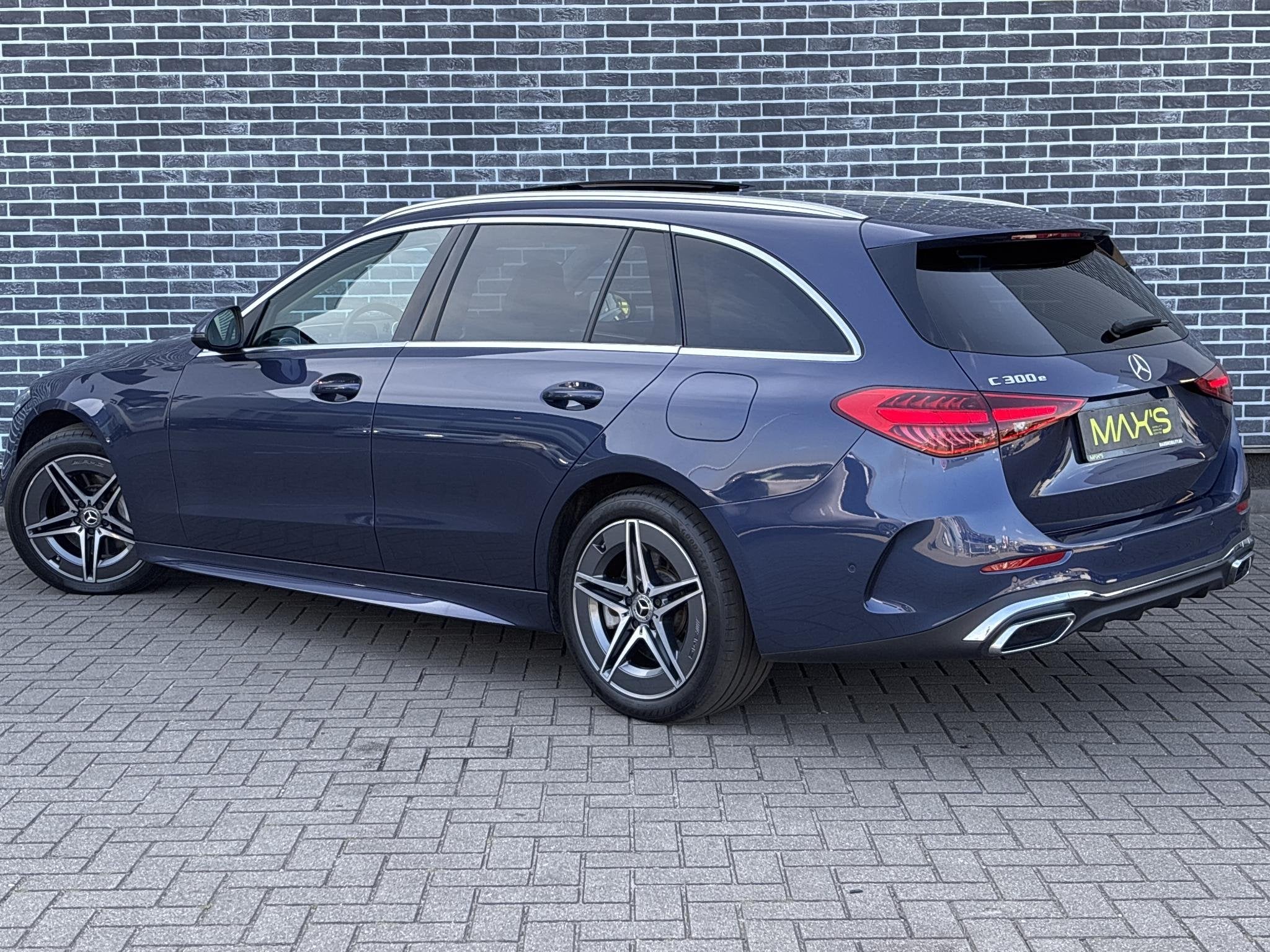 Mercedes-Benz C-klasse Estate 300 e AMG Line | Panoramadak |, Achterwielaandrijving, Euro 6, 4 cilinders, Blauw