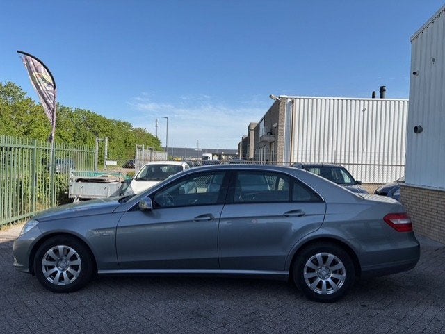 Mercedes-Benz E-klasse 300 CGI Elegance LEDER AUTOMAAT, Automaat, Gebruikt, Zwart, Leder