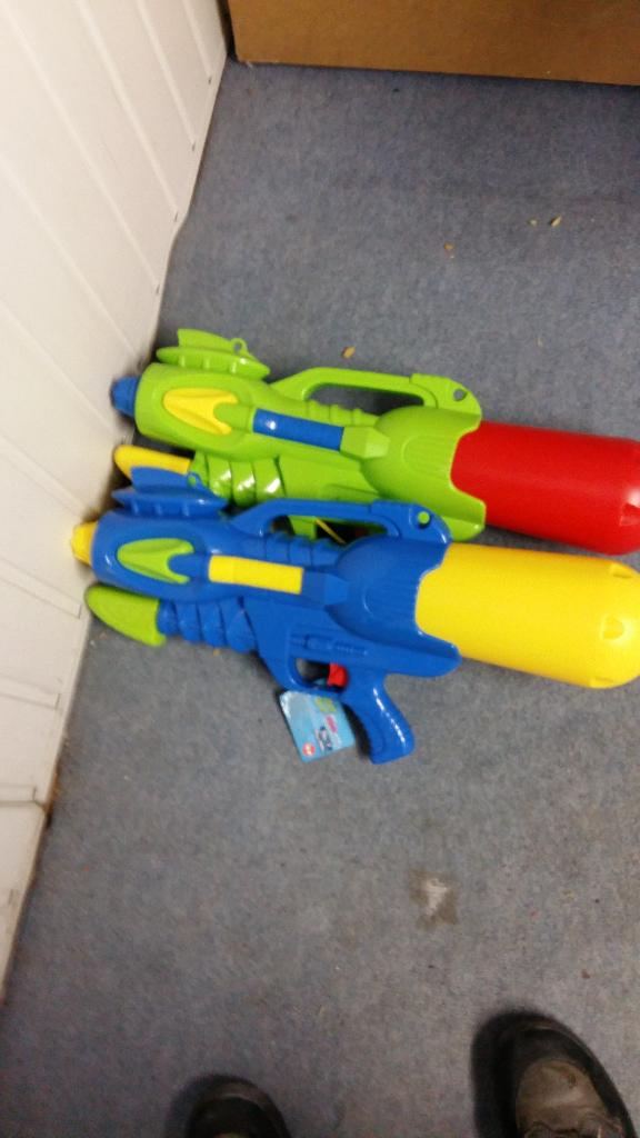 waterpistool, Ophalen, Zo goed als nieuw