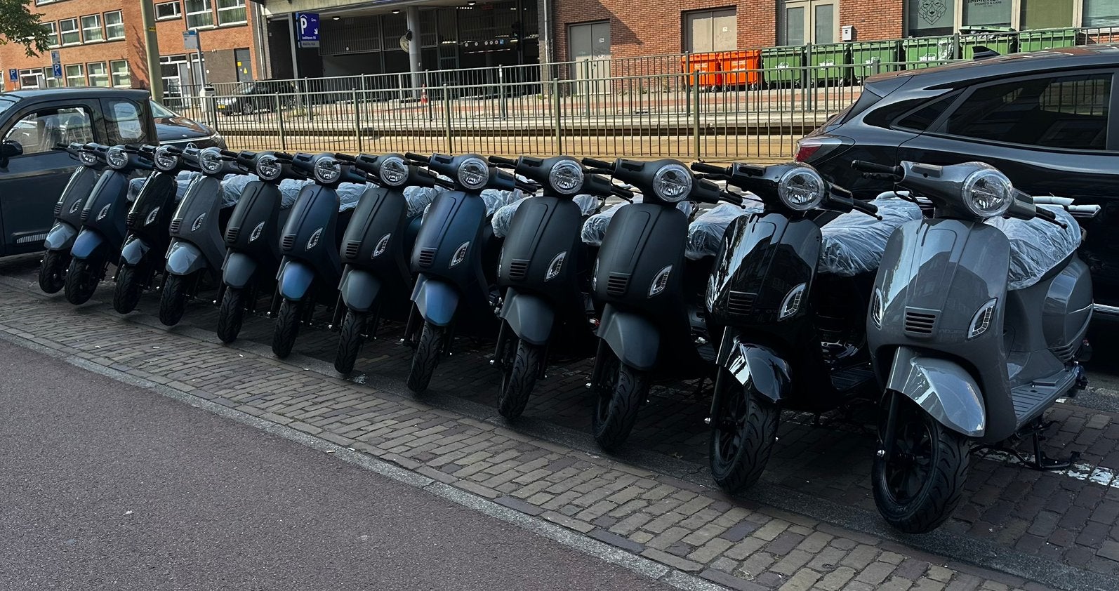 Bellano Puro Lux 50i 2026 E5+ – Nieuw Direct Leverbaar!, Fietsen en Brommers, Ophalen, Nieuw, Benzine, 50 cc