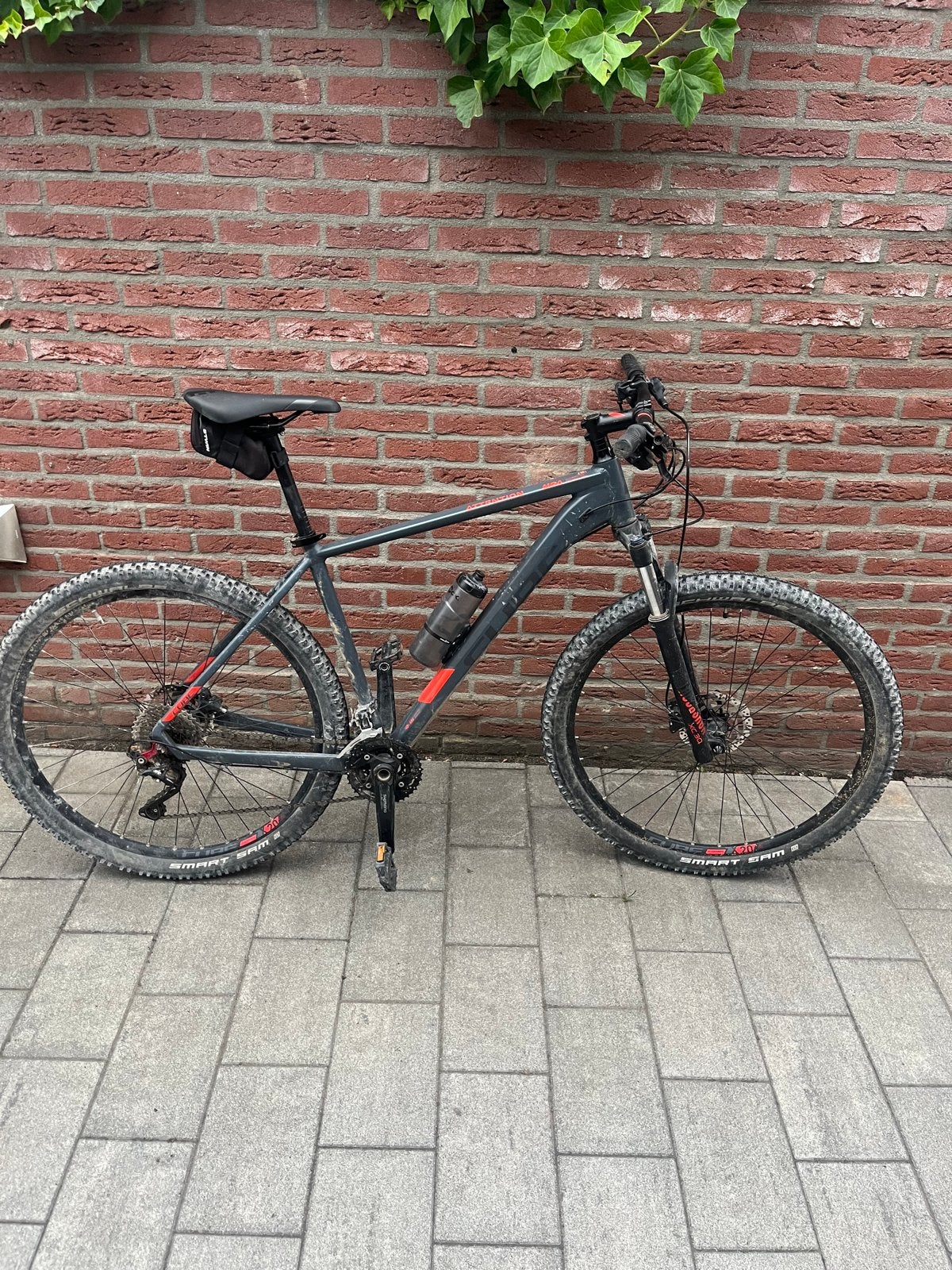 Cube Attention iridium/rood 2019 21” mountainbike, Fietsen en Brommers, Gebruikt, 57 cm of meer, Hardtail, Heren