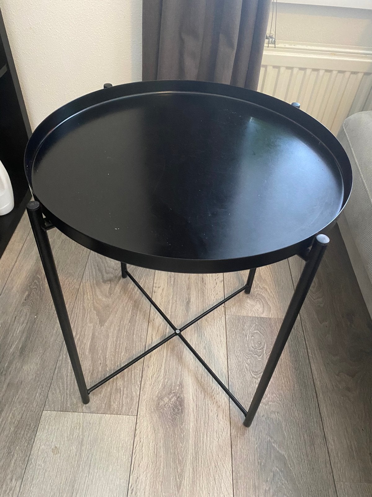 Metalen bijzettafel zwart, Ophalen, Minder dan 55 cm, Metaal of Aluminium, Rond