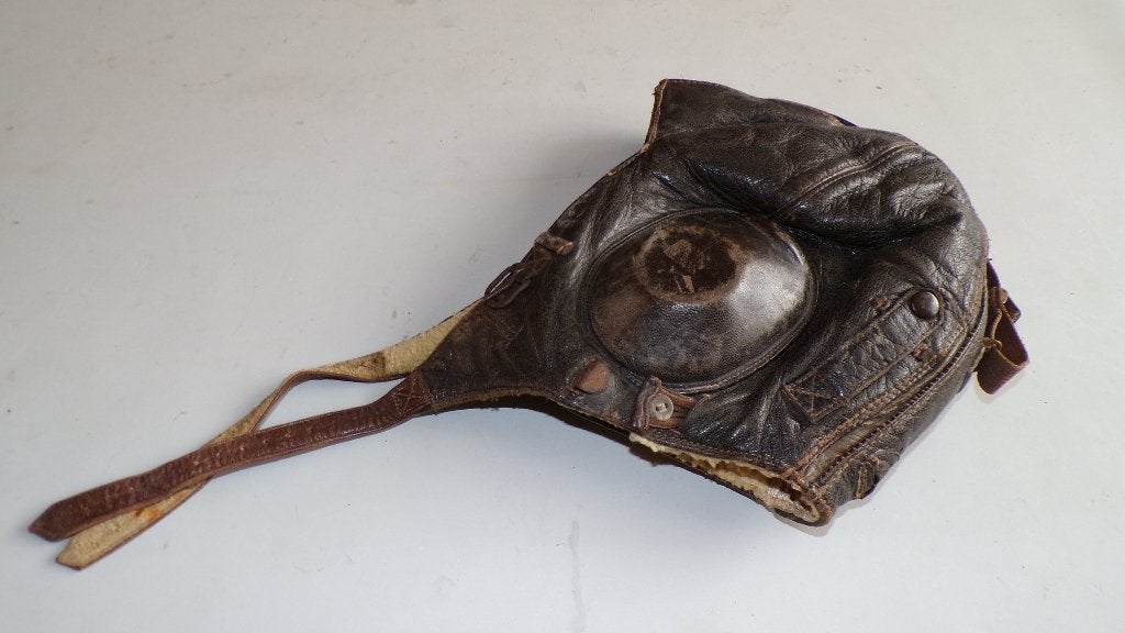 Duitse Luftwaffe winter vlieghelm LKp W 101, Verzamelen, Verzenden, Luchtmacht, Duitsland, Helm of Baret