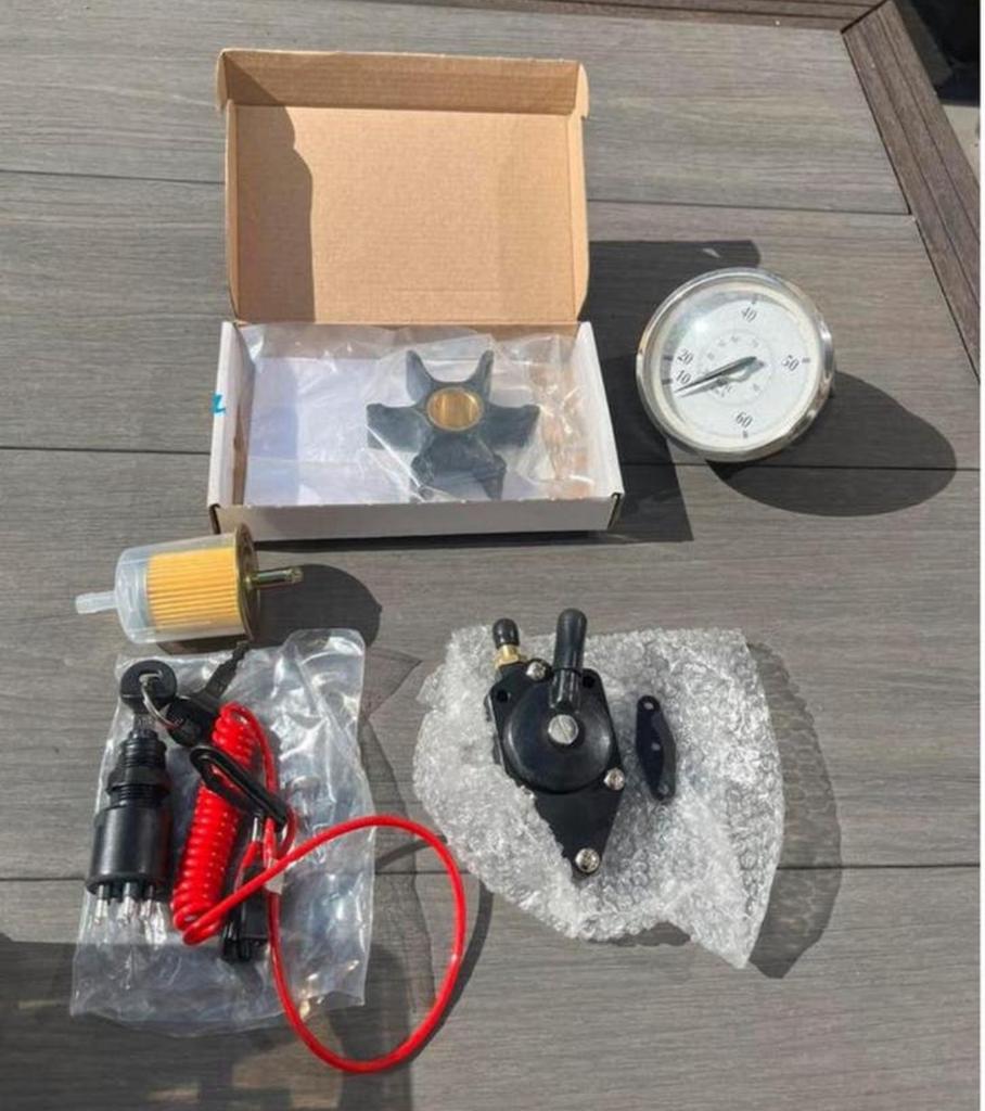 Nieuwe Johnson / Evinrude onderdelen. 75/90 pk, Watersport en Boten, Ophalen of Verzenden, Zo goed als nieuw, Motor en Techniek
