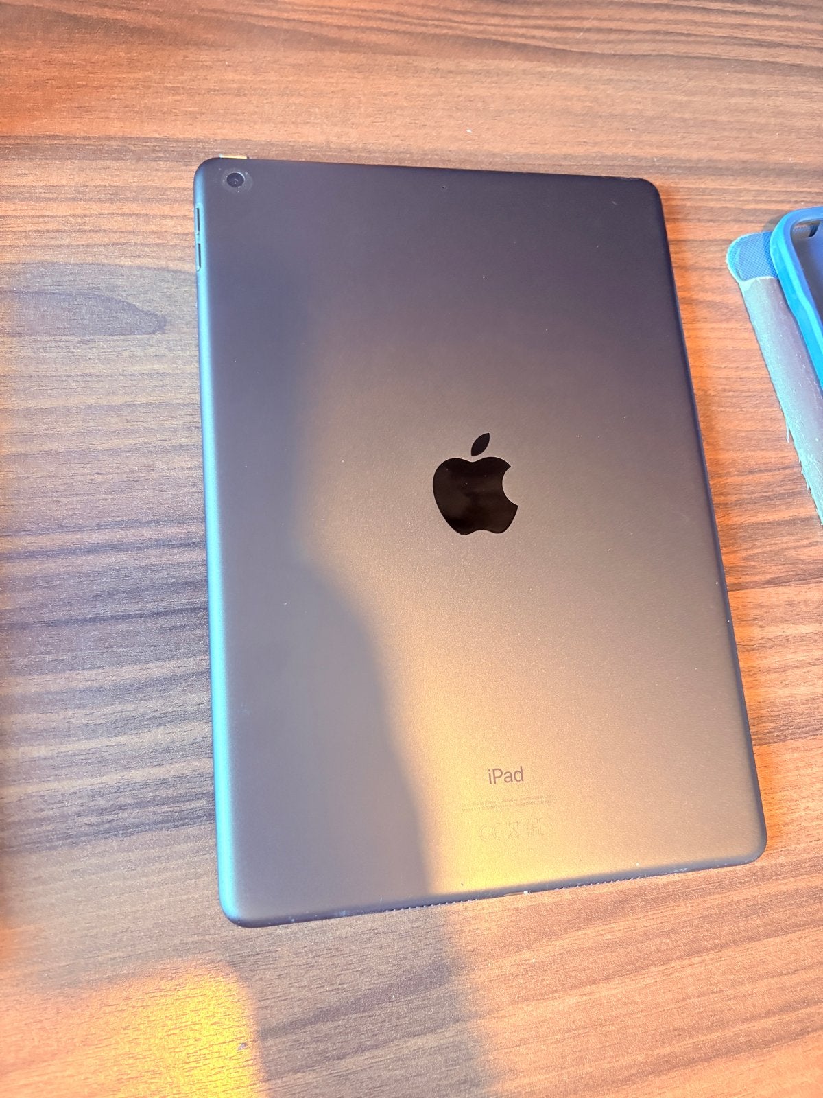 Apple iPad 8e generatie- 32GB - Spacegrijs, Apple iPad, Zo goed als nieuw, Wi-Fi, Ophalen