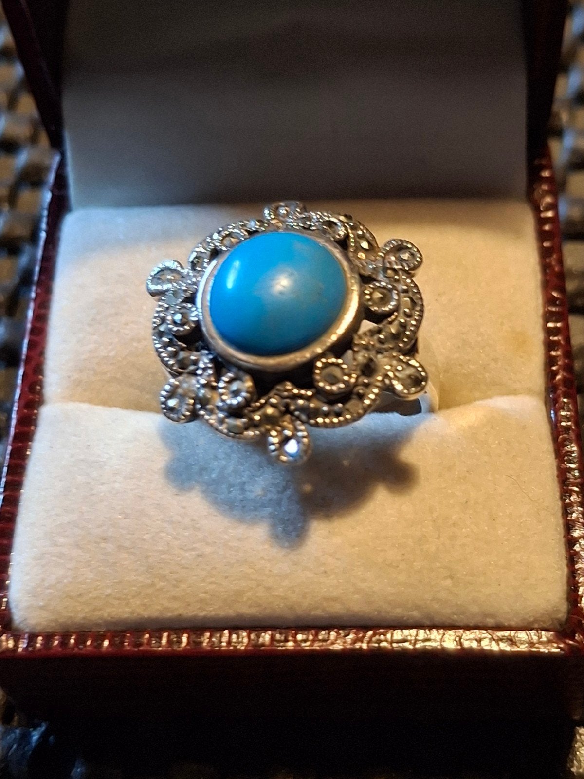 zilveren ring met  turquoise  en markesiet  ringmaat 17mm, Ophalen of Verzenden