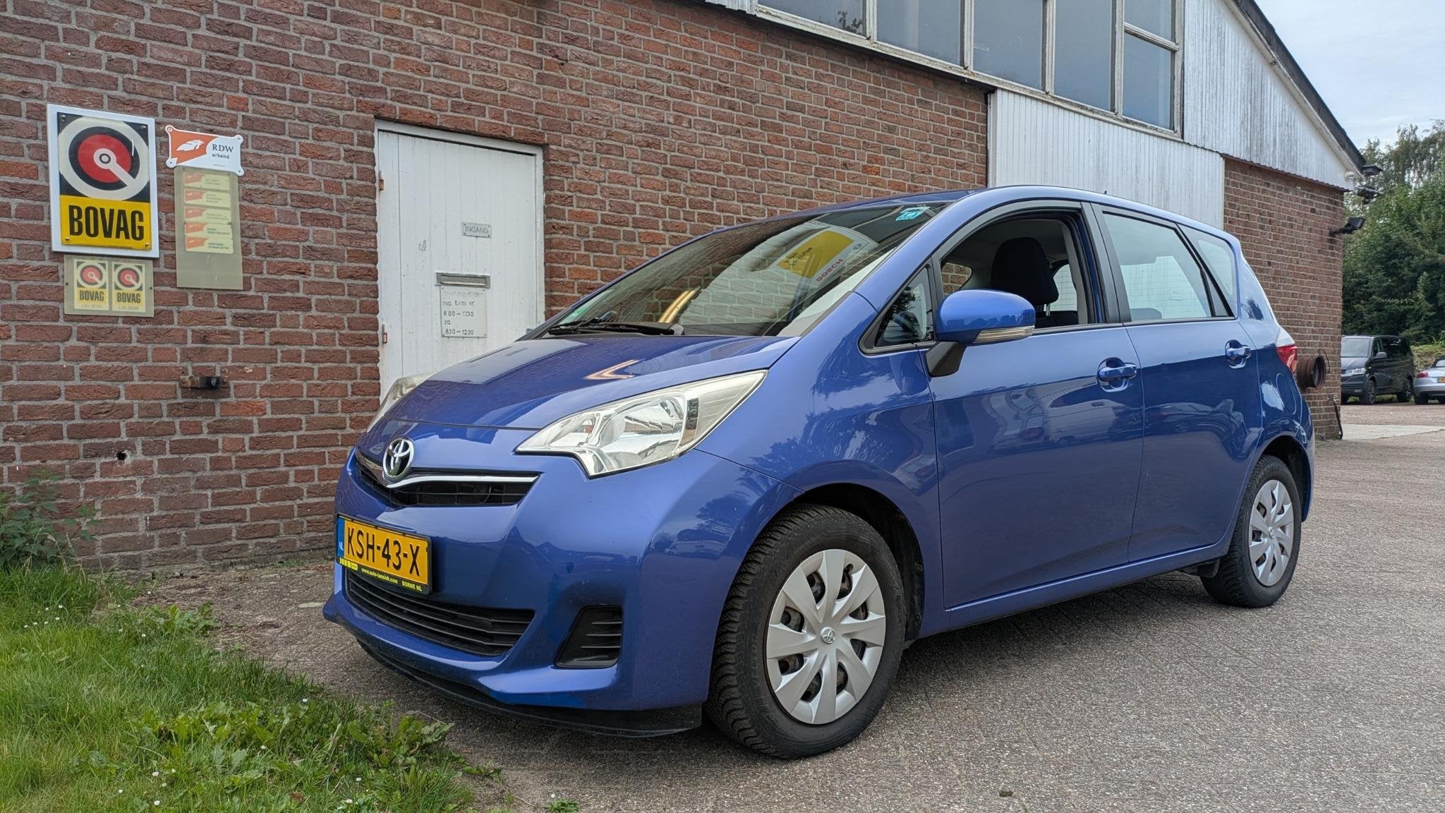 Toyota Verso-S 1.3 VVT-i Aspiration- camera - bluetooth, Voorwielaandrijving, Euro 5, Stof, Gebruikt