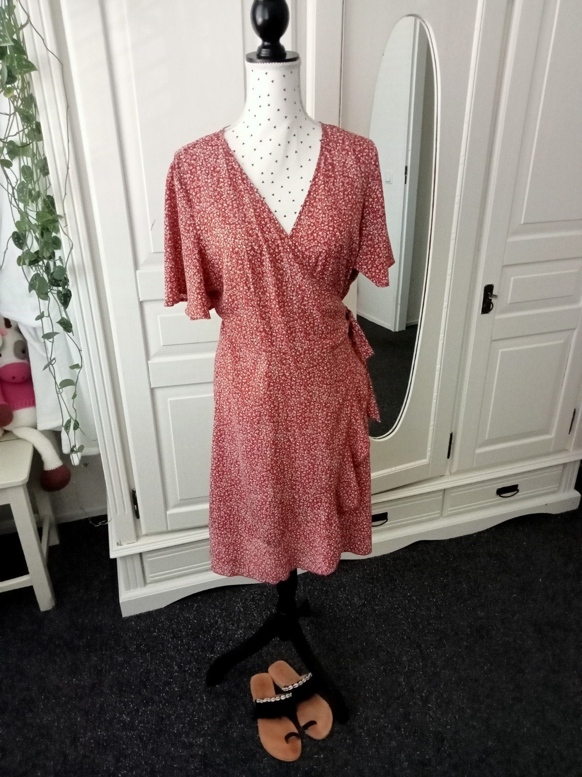 Shein " Wikkeljurk maat XL ", Maat 42/44 (L), Ophalen of Verzenden, Zo goed als nieuw, Knielengte