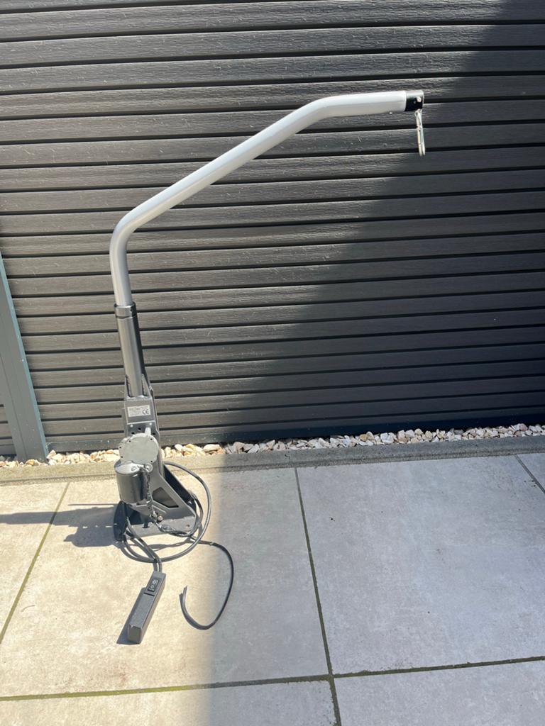 Kofferbaklift B&S aanpassingen 42kg draagvermogen., Ophalen, Zo goed als nieuw, Elektrisch