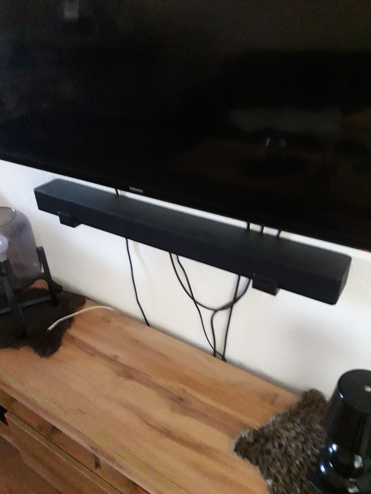 Hisense HS2100 soundbar, Ophalen