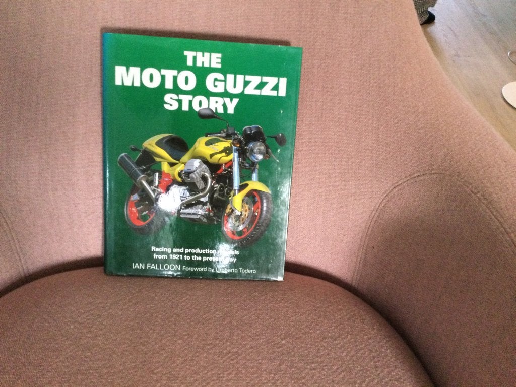 Moto guzzi boeken twee stuks, Ophalen of Verzenden, Gelezen, Jan Leek en Ian Falloon, Merk of Model