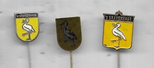 3 X DEN HAAG S GRAVENHAGE WAPEN LOGO SPELDEN, Ophalen of Verzenden, Gebruikt, Stad of Land, Speldje of Pin