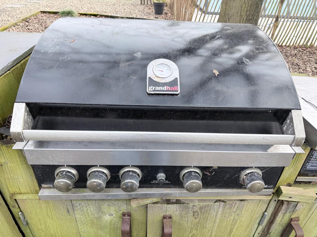 Grandhall G5 Gasbarbecue - Opknapper, Ophalen, Gebruikt