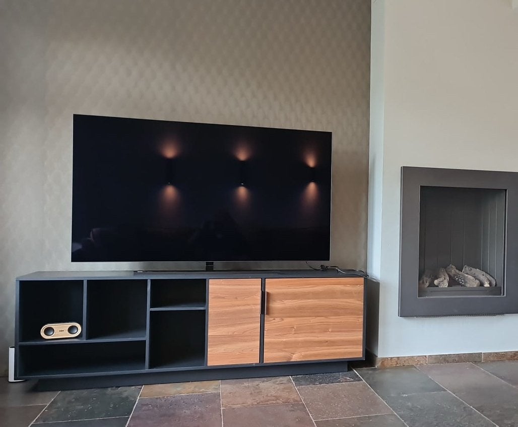 Tv meubel, Ophalen