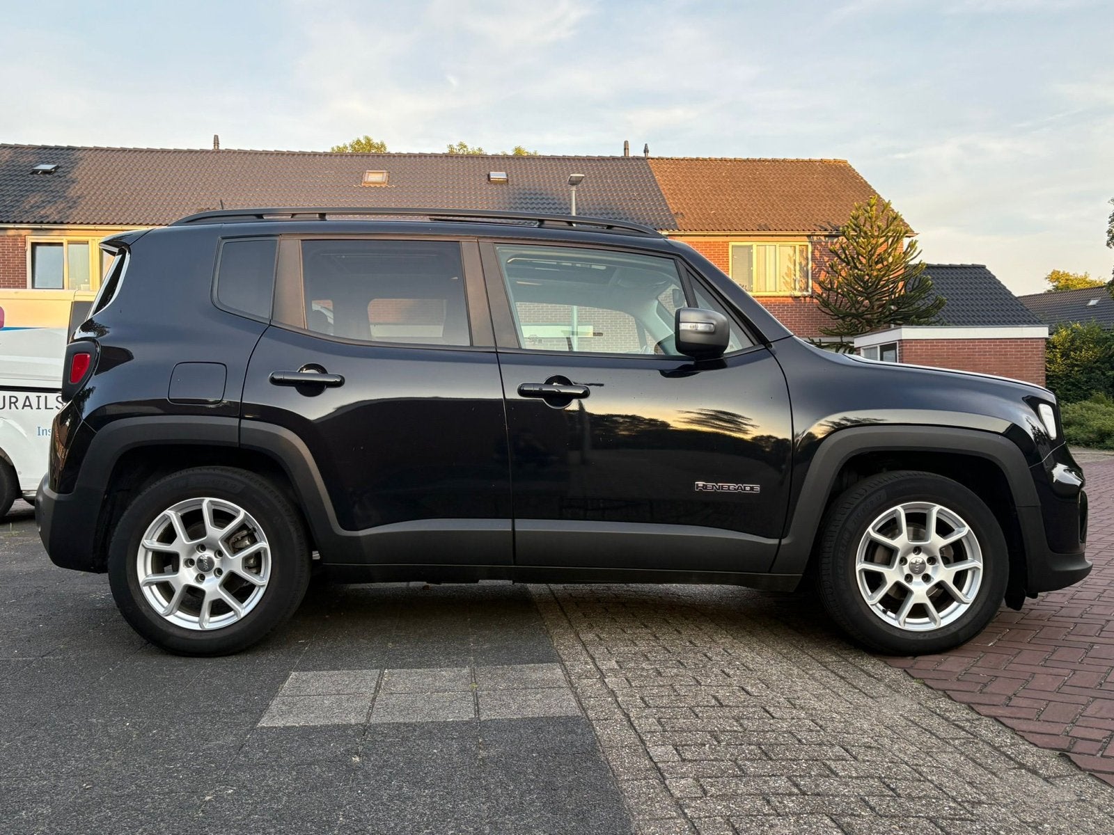 Jeep Renegade Limited 1.0 Turbo 120PK, Auto's, Voorwielaandrijving, 15 km/l, 1250 kg, Zwart