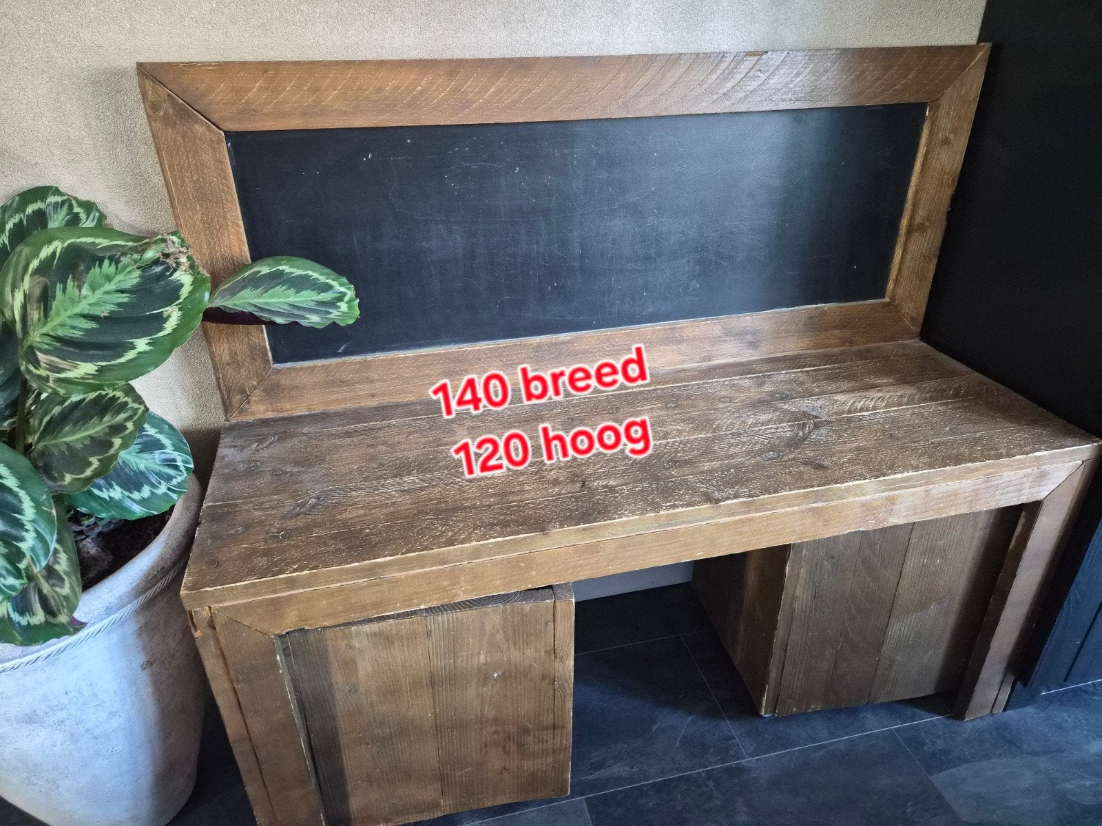 Stevige kinder speeltafel met krijtbord en opbergbakken, Ophalen, Gebruikt, Tafel