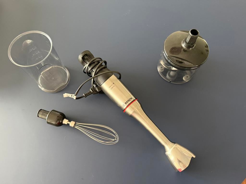 Staafmixer Bosch met hakmolen en maatbeker, Minder dan 1 liter, Ophalen, Zo goed als nieuw, 1 snelheid