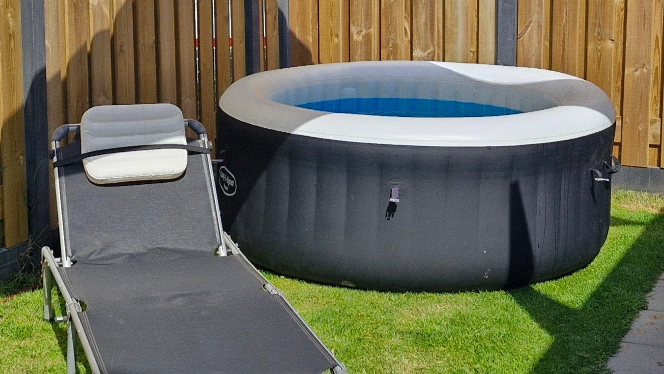 Lay-Z-Spa Miami opblaasbare jacuzzi met accessoires, Ophalen, Gebruikt, Minder dan 80 cm, Opblaaszwembad